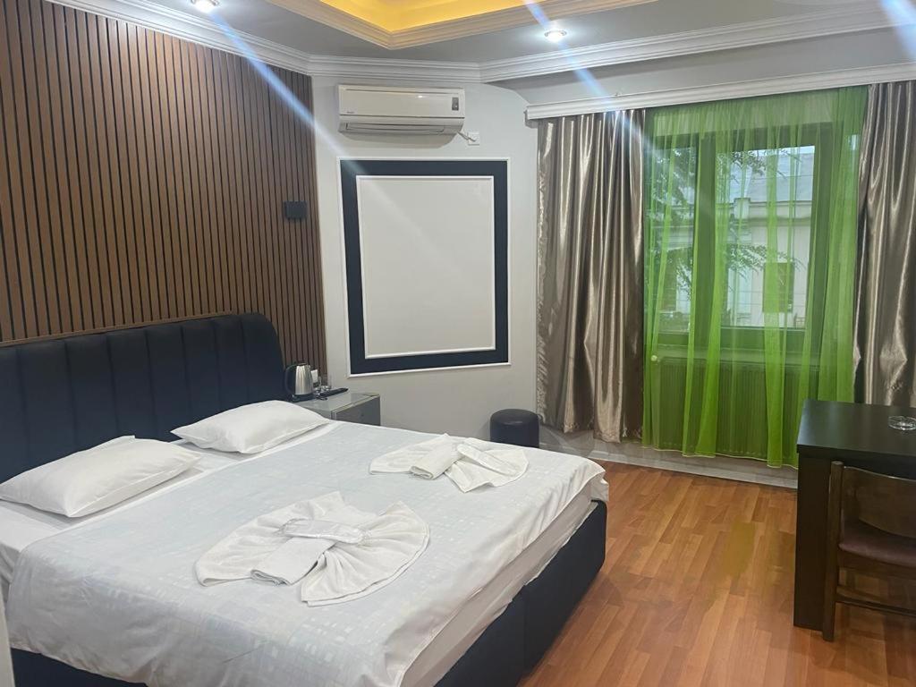 Metrepol Hotel Batumi Kültér fotó