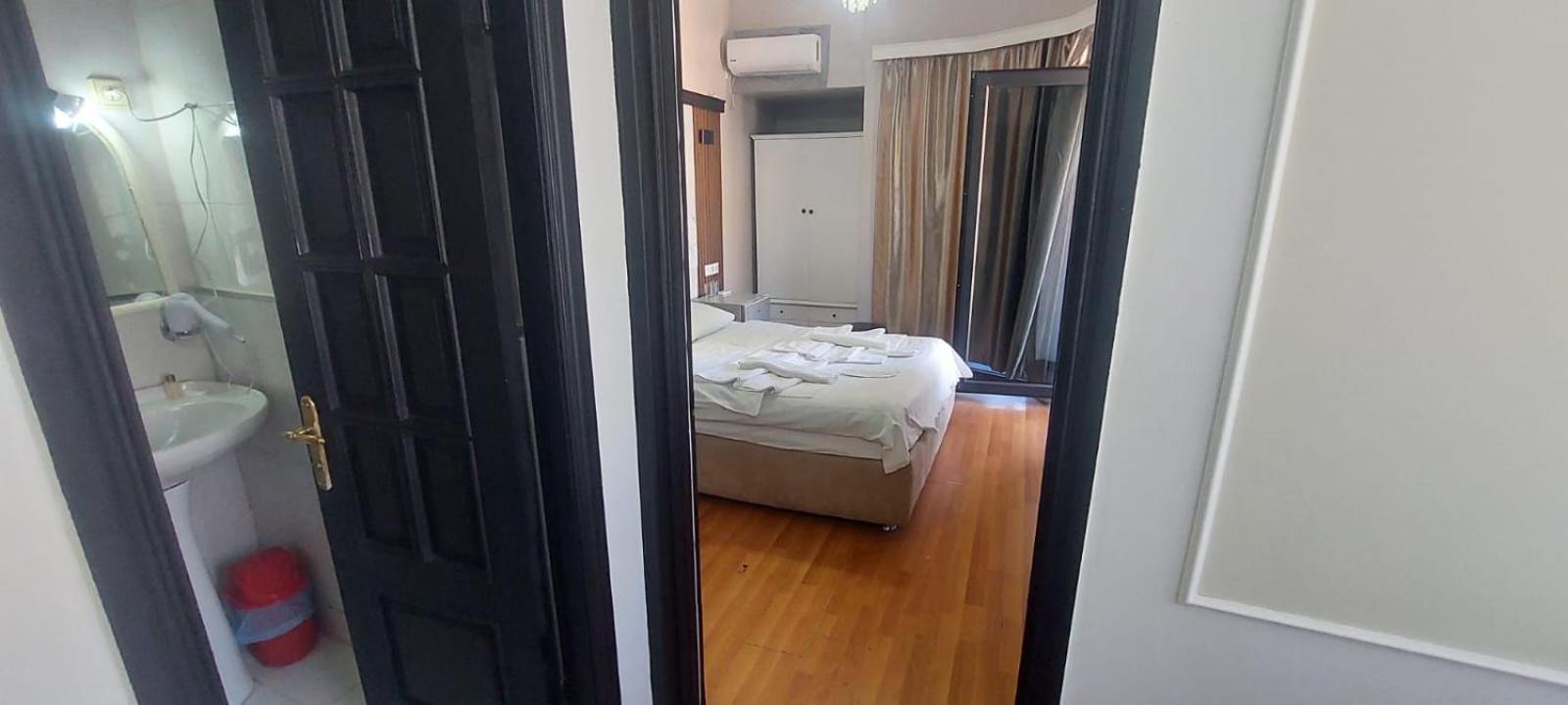 Metrepol Hotel Batumi Kültér fotó
