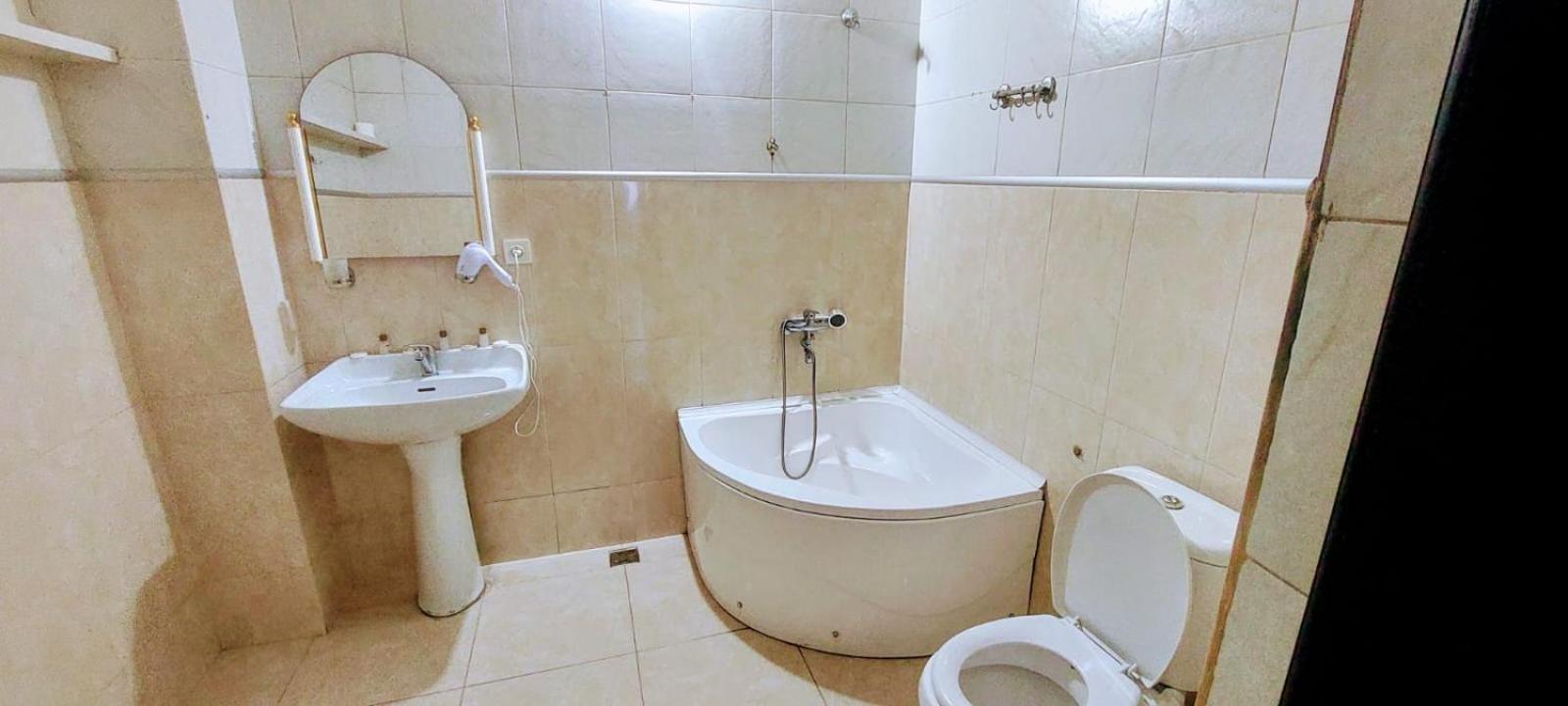Metrepol Hotel Batumi Kültér fotó